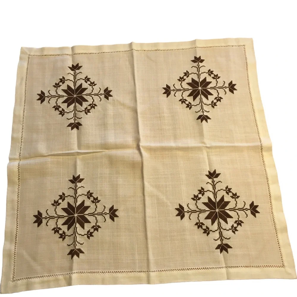 Vintage Linen Table Topper Floral Star Cross Stitch 26” square